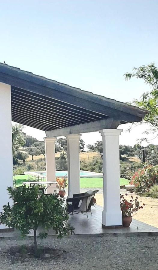 Casa Rural La Aulaga El Castillo de las Guardas Kültér fotó