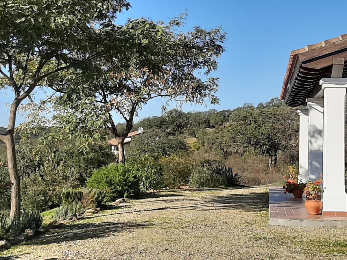 Casa Rural La Aulaga El Castillo de las Guardas Kültér fotó